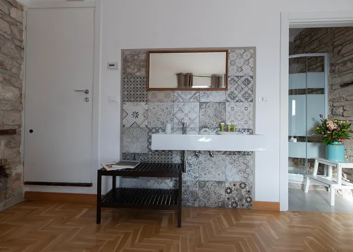 My בית הארחה *