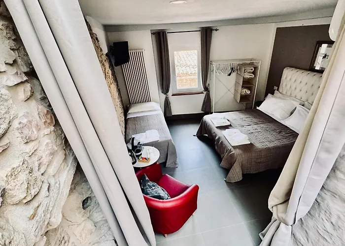 My בית הארחה אסיסי